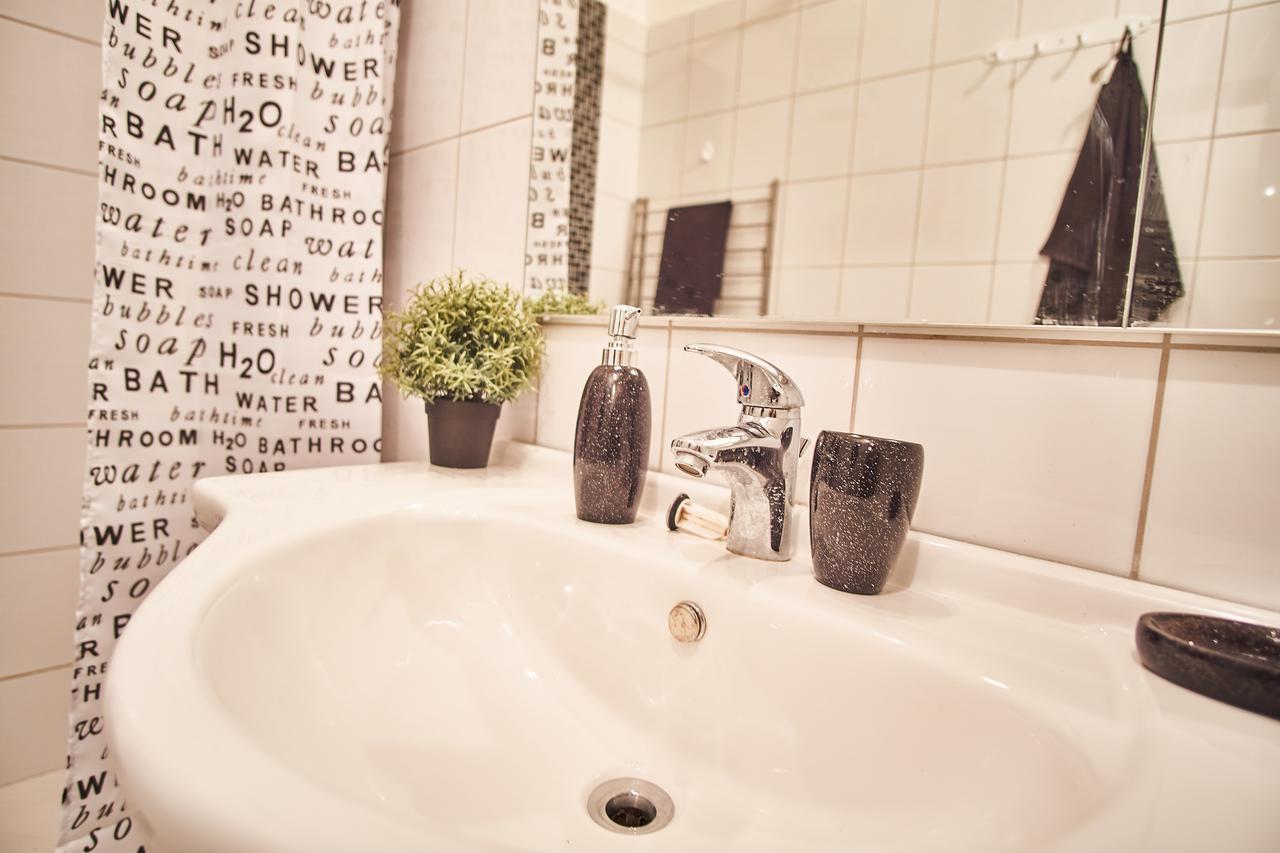 Baron Apartment | Boedapest Buitenkant foto