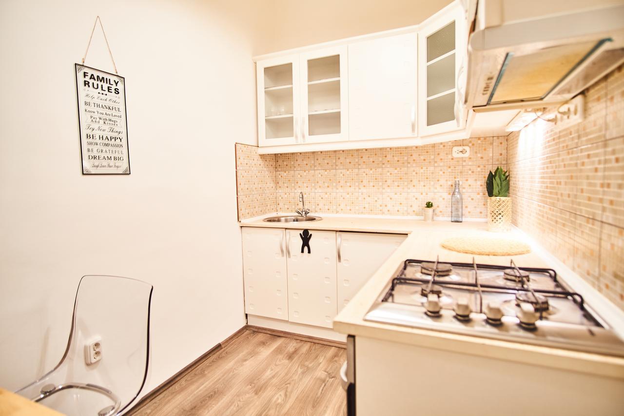 Baron Apartment | Boedapest Buitenkant foto